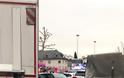 «Σκιά» τρομοκρατίας στη Γερμανία: Κλεμμένο φορτηγό παρέσυρε 19 αυτοκίνητα - 16 τραυματίες - Φωτογραφία 3