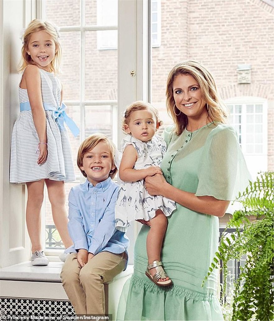 Δύσκολοι καιροί για... μικρούς πρίγκιπες: Ο βασιλιάς της Σουηδίας αφαίρεσε τον τίτλο από 5 εγγόνια του - Φωτογραφία 3
