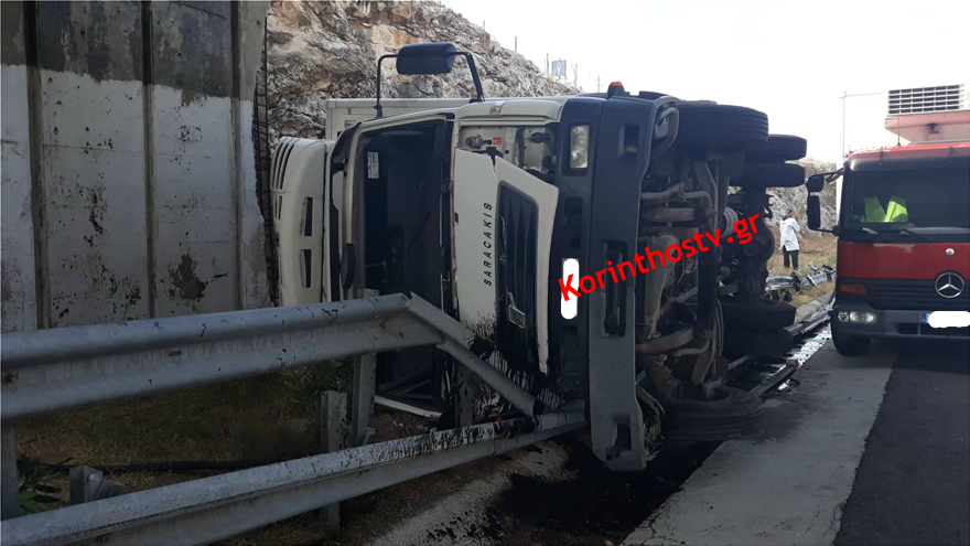 Μέγαρα: Ανετράπη φορτηγό στην Αθηνών - Κορίνθου - Φωτογραφία 5