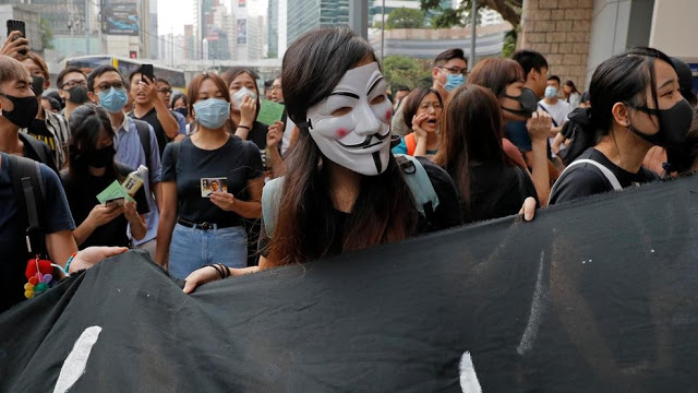 Η Κίνα κατηγορεί την Apple ότι προστατεύει τους διαδηλωτές στο Χονγκ Κονγκ - Φωτογραφία 3
