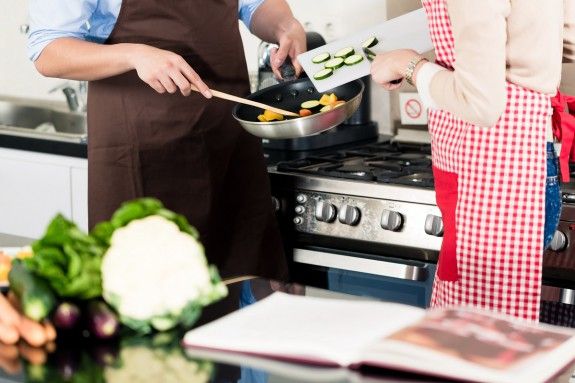 Έρευνα: Σε ποια χώρα μαγειρεύουν περισσότερο στο σπίτι; - Φωτογραφία 1