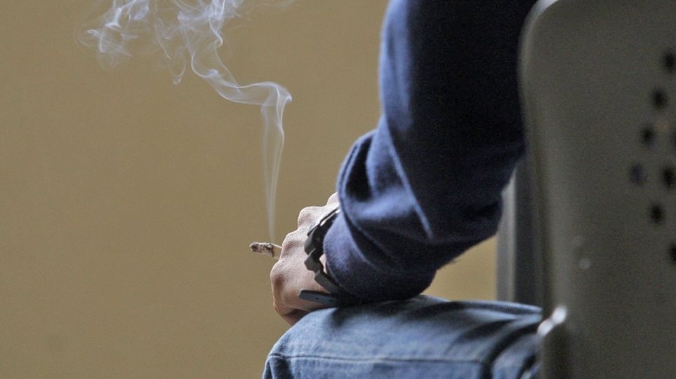 Έρευνα αποκαλύπτει αν πέντε τσιγάρα την ημέρα βλάπτουν λιγότερο από ένα πακέτο - Φωτογραφία 1