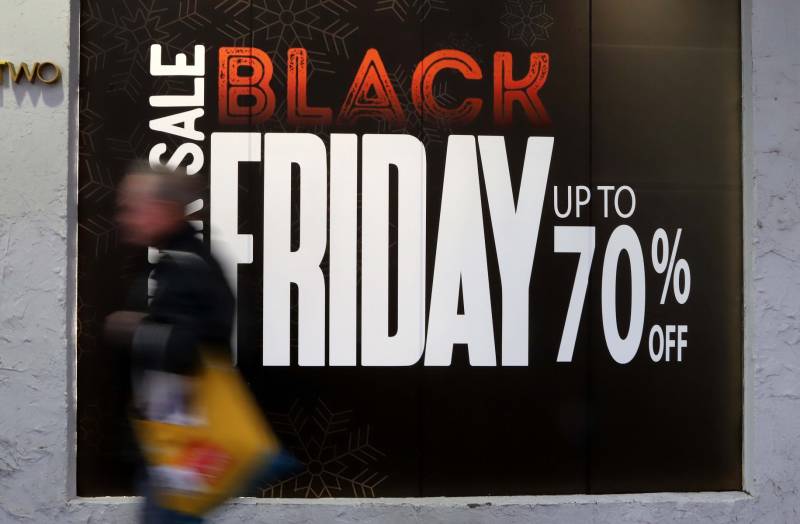 Black Friday 2019: Πότε πέφτει η Μαύρη Παρασκευή των μεγάλων εκπτώσεων - Φωτογραφία 1
