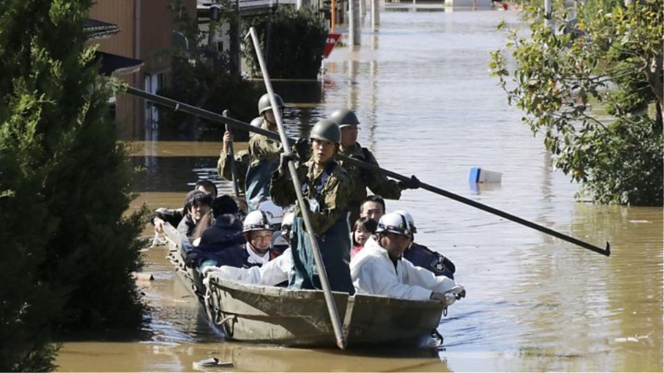 Ιαπωνία: Σαρώνει ο τυφώνας Χαγκίμπς, - Φωτογραφία 1