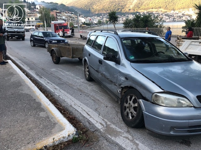 Σφοδρή σύγκρουση 2 ΙΧΕ αυτοκίνητων στην παραλία της Αμφιλοχίας - Φωτογραφία 3