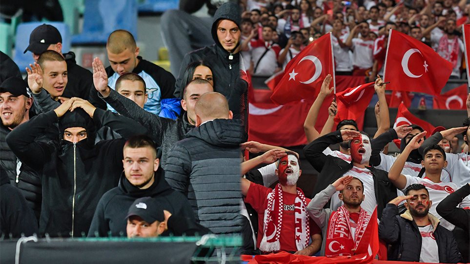 «Μισόλογα» από την UEFA για τις προκλήσεις Βούλγαρων και Τούρκων - Φωτογραφία 1