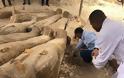 Αίγυπτος: Αρχαιολόγοι ανακάλυψαν τάφο με 20 άθικτες σαρκοφάγους - Φωτογραφία 4