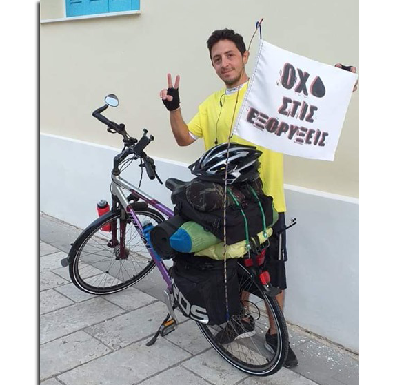 Από την Λευκάδα μέσω Αστακού και Μεσολογγίου στην Κρήτη με ποδήλατο με μήνυμα κατά των εξορύξεων (ΦΩΤΟ) - Φωτογραφία 1