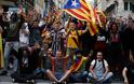 Παραλύει η Βαρκελώνη: Γενική απεργία, χιλιάδες διαδηλωτές στους δρόμους, κλειστά μνημεία