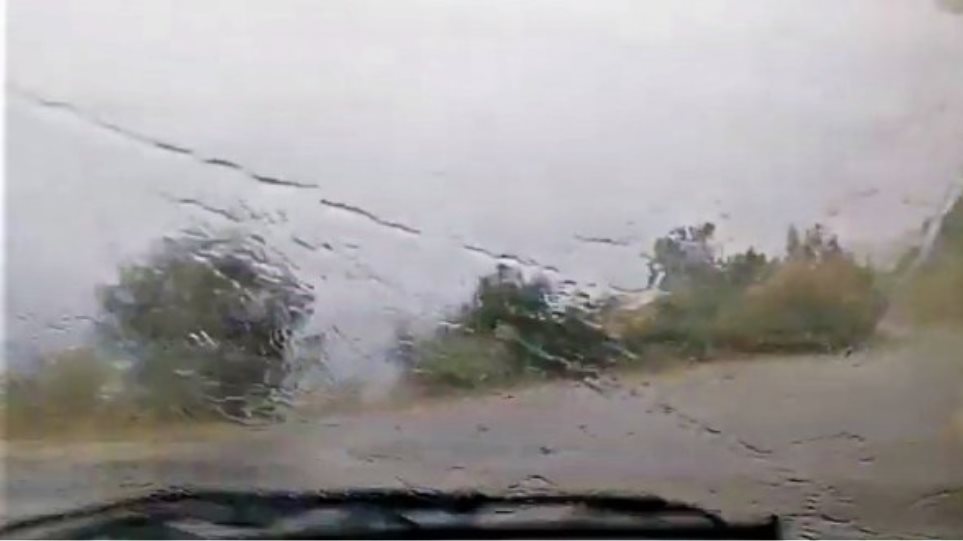 «Πνίγηκε» η Κρήτη από την βροχή - Φωτογραφία 1