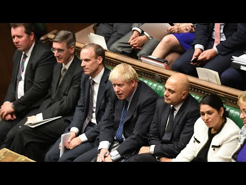 Brexit: Οργή λαού έξω από το Κοινοβούλιο! Απίστευτες εικόνες - Φωτογραφία 16