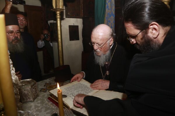 12633 - Ο Πατριάρχης στην Κουτλουμουσιανή Σκήτη - Φωτογραφία 3