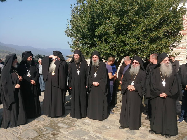 12641 - Ιστορική επίσκεψη του Οικουμενικού Πατριάρχη στην Ι.Μ. Μ. Βατοπαιδίου, τριάντα χρόνια μετά… (φωτογραφίες και βίντεο) - Φωτογραφία 9