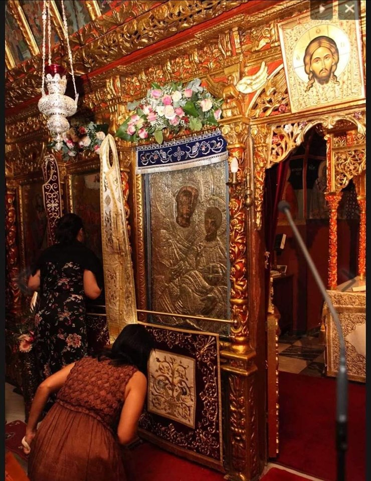 Η θαυματουργή Εικόνα της Παναγίας της Ιεράς Μονής Μικροκάστρου - Φωτογραφία 1