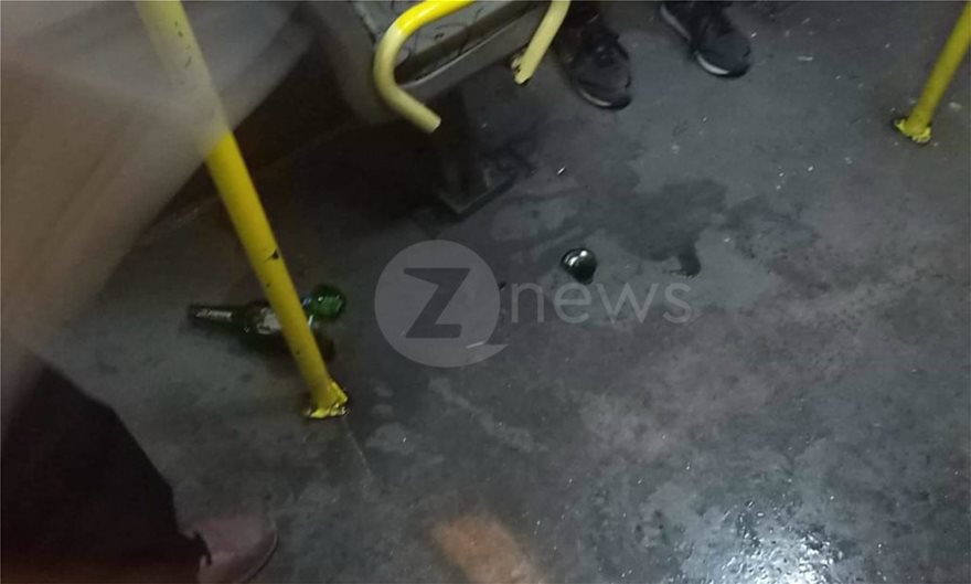 Λεωφόρος Συγγρού: Μεθυσμένος πέταξε μπουκάλι σε λεωφορείο επειδή ο οδηγός αρνήθηκε να τον επιβιβάσει - Φωτογραφία 3