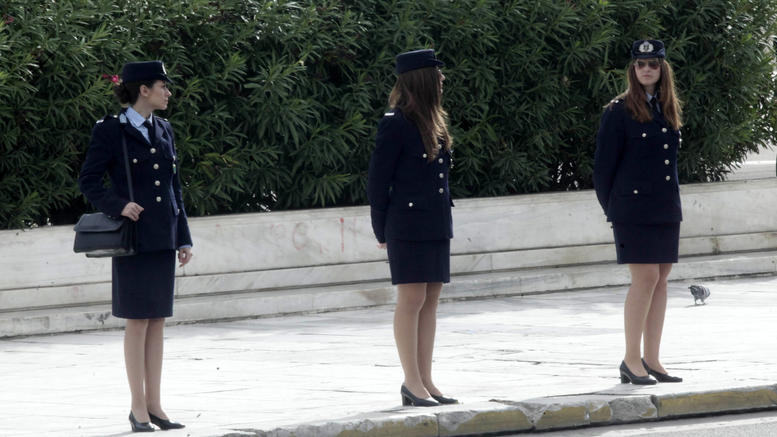ΣτE: Παράνομο το όριο 1,70μ. για το ύψος γυναικών υποψηφίων Αστυνομικών Σχολών - Φωτογραφία 1