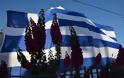 Ο αντιδήμαρχος κάλυψε το σπίτι του με ελληνική σημαία 140 τ.μ. - Φωτογραφία 2