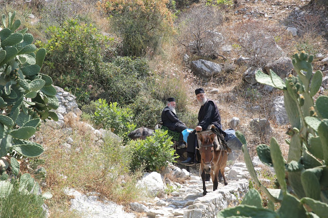 12677 - Η περιοχή Κατουνακίων με τα ιερά λείψανα (κρανία) των Αγίων Εφραίμ Κατουνακιώτη και Δανιήλ Κατουνακιώτη - Φωτογραφία 26