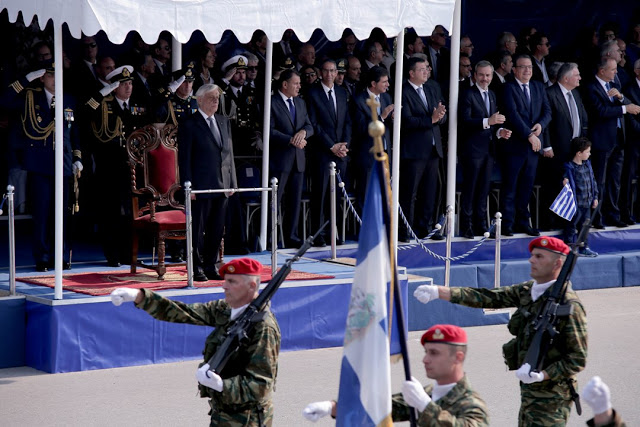 ΥΕΘΑ Ν. Παναγιωτόπουλος: ''Κανένας επιβουλέας δε θα περάσει ποτέ'' - Φωτογραφία 6