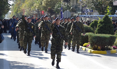 Φωτό από την παρέλαση του ΚΕΣΝ στην Καρδίτσα - Φωτογραφία 6