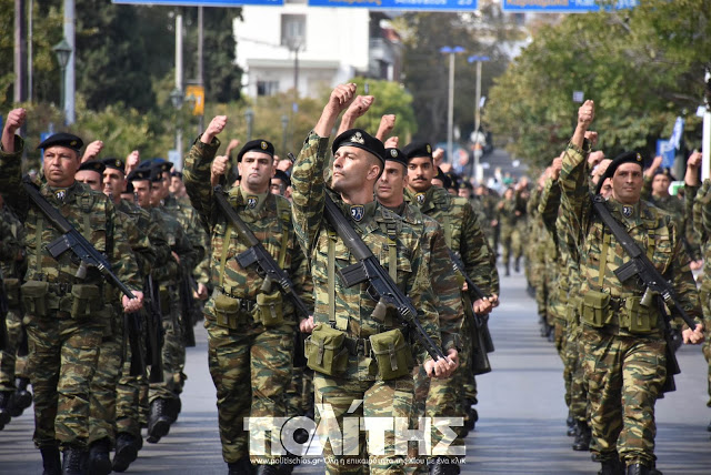 Φωτό από τη στρατιωτική παρέλαση στη Χίο - Φωτογραφία 10