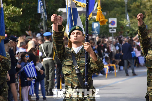 Φωτό από τη στρατιωτική παρέλαση στη Χίο - Φωτογραφία 17