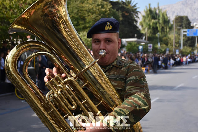 Φωτό από τη στρατιωτική παρέλαση στη Χίο - Φωτογραφία 20