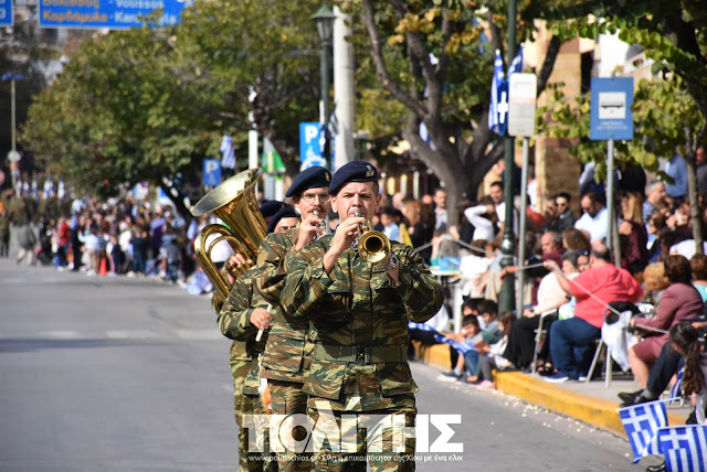 Φωτό από τη στρατιωτική παρέλαση στη Χίο - Φωτογραφία 3