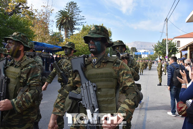 Φωτό από τη στρατιωτική παρέλαση στη Χίο - Φωτογραφία 35