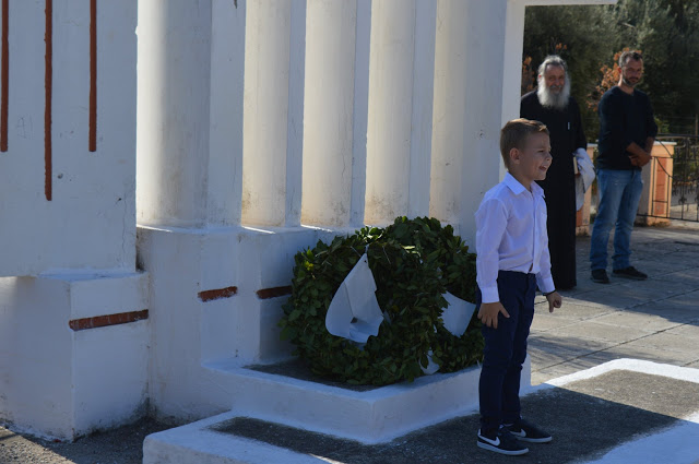 Η επέτειος του ΟΧΙ στο ΒΑΡΝΑΚΑ | ΦΩΤΟ: Βάσω Παππά - Φωτογραφία 13