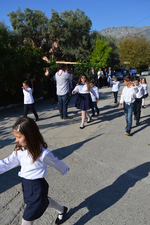 Η επέτειος του ΟΧΙ στο ΒΑΡΝΑΚΑ | ΦΩΤΟ: Βάσω Παππά - Φωτογραφία 8