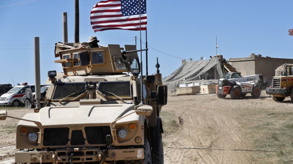 Αμερικανικές δυνάμεις προστατεύουν τις πετρελαιοπηγές των Κούρδων - Φωτογραφία 1