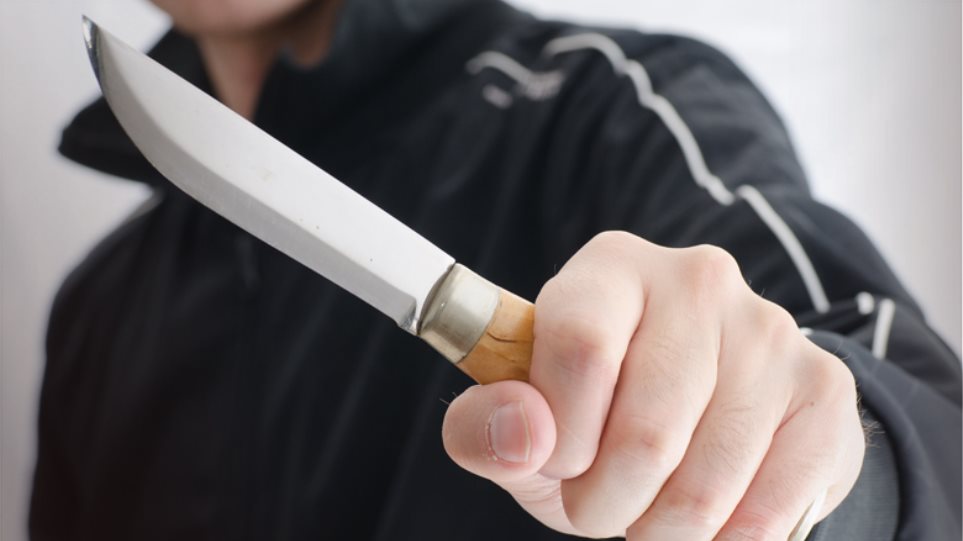 Καταγγελία για μαχαίρωμα μέλους του ΚΚΕ και της ΚΝΕ στον Γέρακα - Φωτογραφία 1