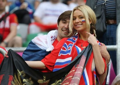 Τα ΚΑΥΤΑ κορίτσια του EURO 2012! (Photos) - Φωτογραφία 17