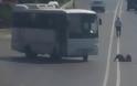Σοκαριστικό βίντεο όπου λεωφορείο χτυπάει έγκυο γυναίκα