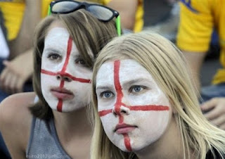 ΔΕΝ ΤΑ ΠΗΓΕ ΚΑΙ...ΑΣΧΗΜΑ Η ΑΓΓΛΙΚΗ ΕΞΕΔΡΑ! (PHOTOS) - Φωτογραφία 5