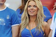 Η σέξι μούσα της Εθνικής [Φώτος]