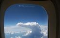 ΔΕΙΤΕ: Γιατί τα παράθυρα στα αεροπλάνα είναι οβάλ - Φωτογραφία 2