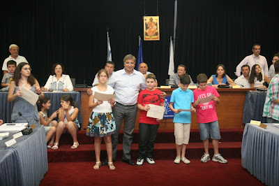 Τιμητικό έπαινο απένειμε ο Δήμος Αμαρουσίου στους μαθητές Δημοσίων και Ιδιωτικών Δημοτικών Σχολείων - Φωτογραφία 3