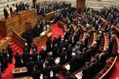 Φωτιά παίρνει ήδη η βουλή