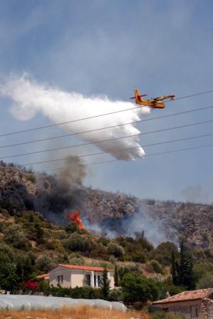 Κινδύνεψαν σπίτια στο Ναύπλιο [photos] - Φωτογραφία 4