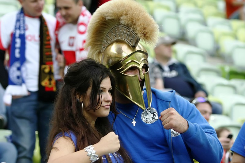 Euro 2012: Νικήτρια η Ελλάδα στις κερκίδες (photos) - Φωτογραφία 10