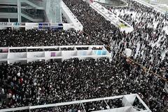 Ψάχνοντας για δουλειά στην Κίνα