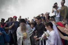 ΟΛΥΜΠΟΣ: Παντρεύτηκαν στα 2.803 μέτρα