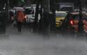Κακοκαιρία: Έρχεται νέο κύμα με σφοδρές καταιγίδες - 7.500 κεραυνοί έπεσαν την Πέμπτη