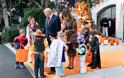 Το Halloween στον Λευκό Οίκο: Πώς υποδέχθηκαν τα... φαντάσματα ο Ντόναλντ και η Μελάνια - Φωτογραφία 2
