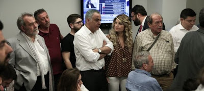 Οι μισοί βουλευτές του ΣΥΡΙΖΑ ...αρνούνται να δώσουν το 40% του μισθού τους στο κόμμα - Φωτογραφία 1