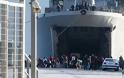Μεταναστευτικό: Με αρματαγωγό από τη Μόρια στην Ελευσίνα και από εκεί σε ξενοδοχεία 795 αιτούντες άσυλο