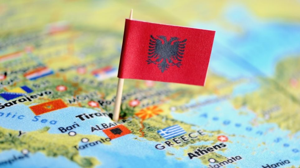 Πάνω από μισό εκατ. οι Αλβανοί μετανάστες σε χώρες της ΕΕ την τελευταία δεκαετία - Φωτογραφία 1