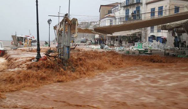 Σε κατάσταση έκτακτης ανάγκης η Ύδρα μετά τη βιβλική καταστροφή - Φωτογραφία 1